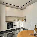 Cavar Apartamento 4*