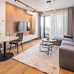 Cavar Apartamento 4*