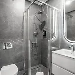 Cavar Apartamento 4*
