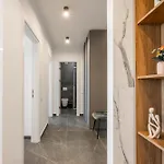 Cavar Apartamento 4*