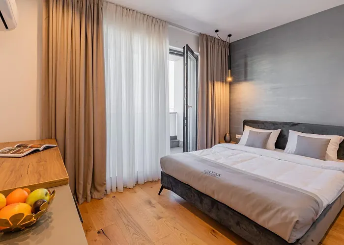 Cavar Apartmán 4*
