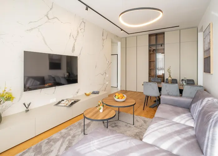 Апартаменти Cavar 4*